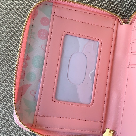 Loungefly x Disney Cinderella Bow Wallet - Picture 9 of 14